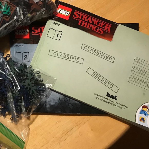 Stranger Things LEGO #75810 - Picture 5 of 7